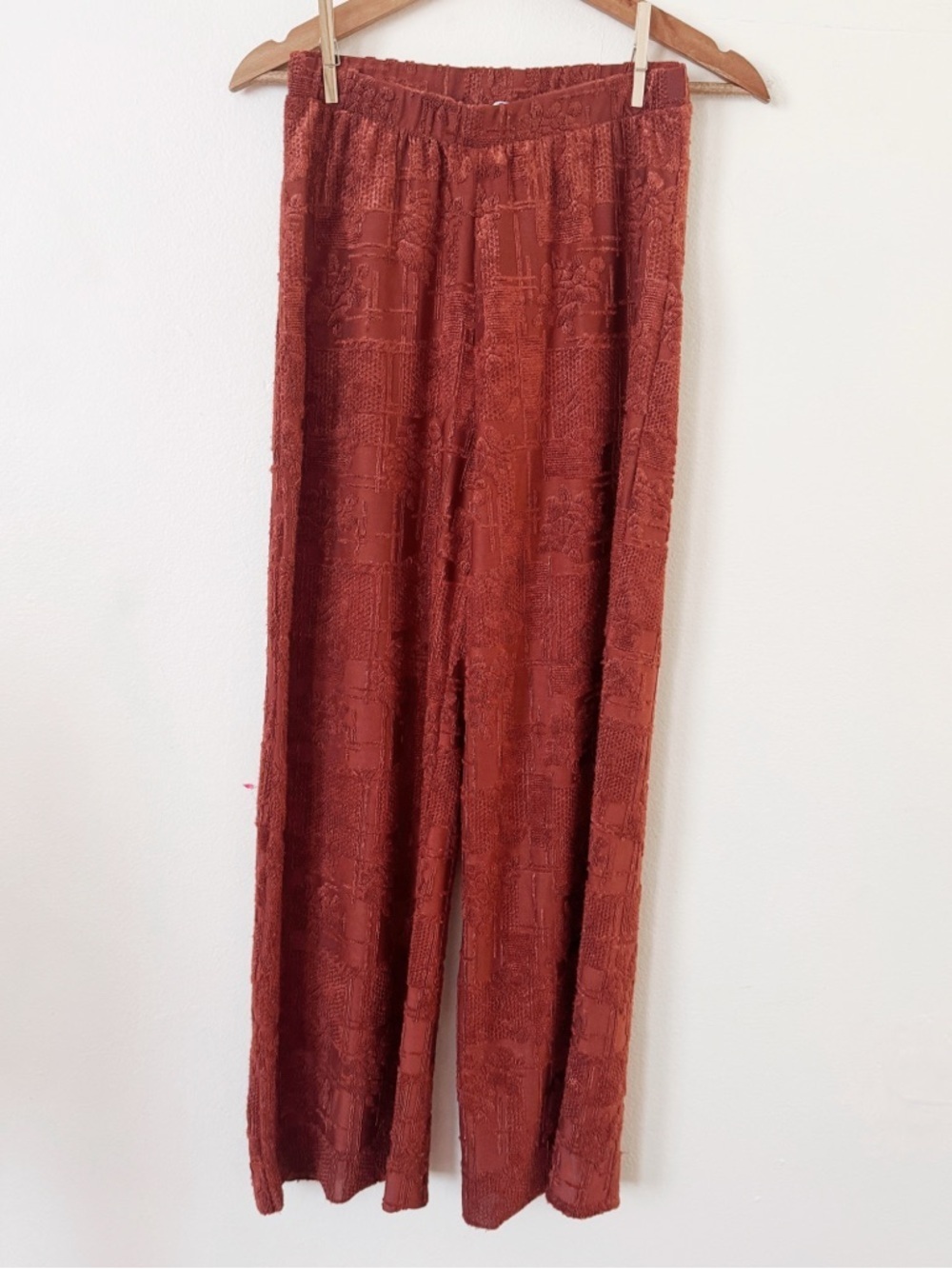 Zara Textured Wide-Leg Pants in Rust small - Picture 2 of 5